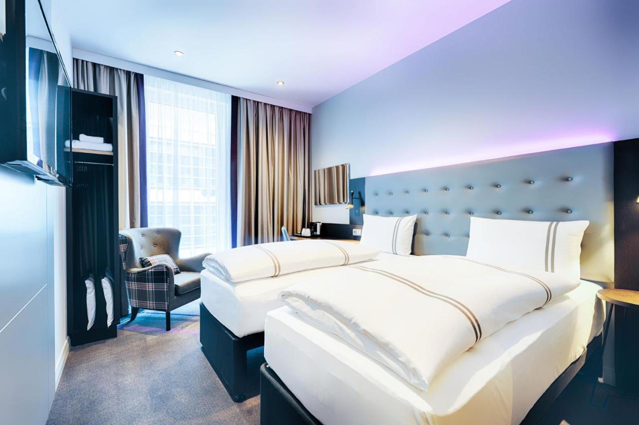 Premier Prager Strasse 3*